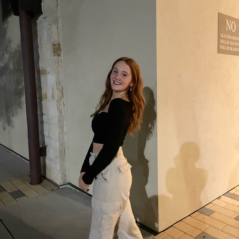 Meet your Posher, Lucy